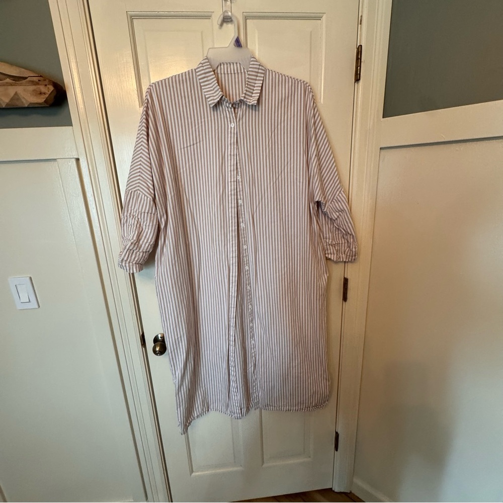 100% Cotton Button-Down Shirt Dress/swim cover up– Size L